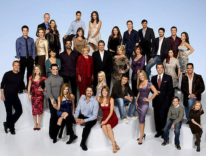 ** The Y&R Picture Thread **  Y-R-cast-the-young-and-the-restless-4952719-700-528