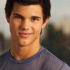 Les Basketteurs de Rue [3/4 LIBRE] Taylor-Lautner-taylor-lautner-5112850-100-100