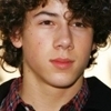 Nick Jonas cons NJ-nick-jonas-5830876-100-100