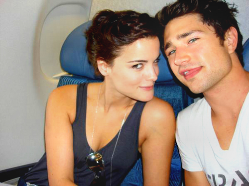 أحلى صور لآحلى Matt Dallas Matt-Dallas-Jaimie-Alexander-matt-dallas-6064947-500-374