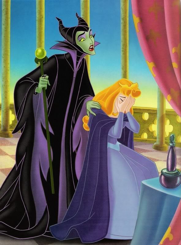 لمن يحب الاميرة النائمة يدش Aurora-and-Maleficent-sleeping-beauty-6461295-591-800