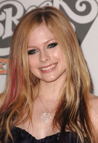 2009 Race to Erase MS Event - Century City, LA Avril-Lavigne-avril-lavigne-6430199-345-500