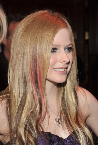 2009 Race to Erase MS Event - Century City, LA Avril-Lavigne-avril-lavigne-6430219-337-500