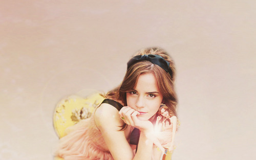 Emma Watson Grafik Emma-Warson-emma-watson-6888949-500-313