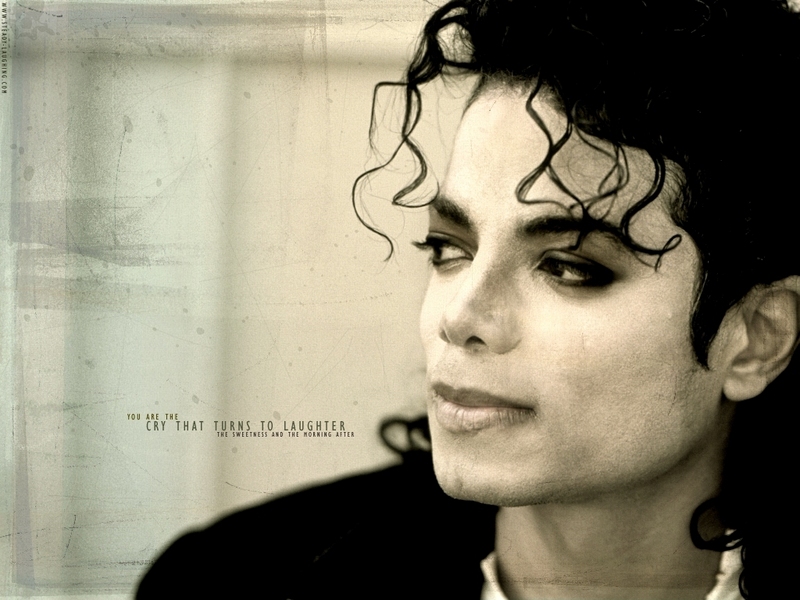 pleins de couleurs pour michael - Page 18 Wallpaper-michael-jackson-7078685-800-600