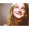 صور مسن لdakota Dakota-dakota-fanning-7161881-100-100