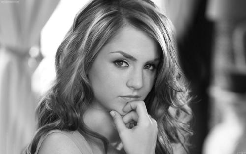 صـوره جديدهـ  Jojo-jojo-levesque-7345028-500-313