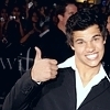 Topic Commun ▬ The Big Party;: Venez tous participer. Lautner-3-taylor-lautner-7347684-100-100