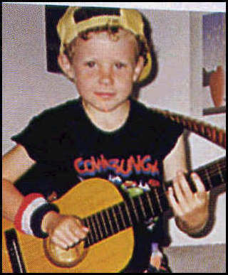 who's Danny Jones ?  Little-Danny-danny-jones-7315380-320-387