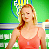 # o l i v i a m y e r s Yvonne-yvonne-strahovski-7392012-100-100