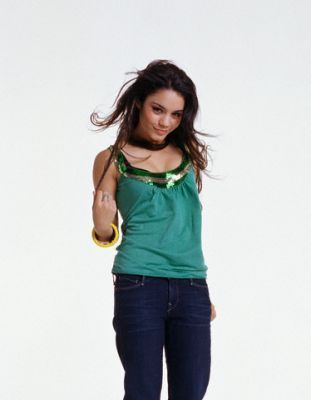 Vanessa Hudgens Resimleri - Sayfa 2 Teen-People-Outtakes-vanessa-anne-hudgens-7423852-311-400