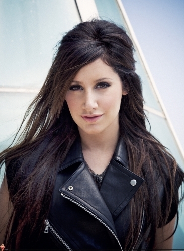 Smallz & Raskind Photoshoot-2009 Ashley-ashley-tisdale-7672967-366-499