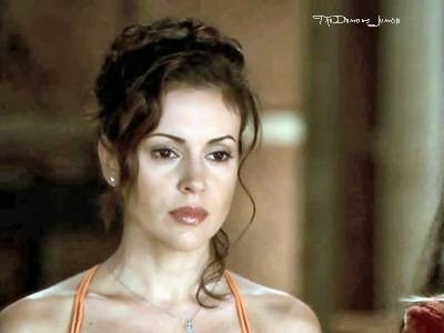 Галерия на Фийби - Page 7 Phoebe-3-charmed-7603680-400-300