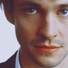 ¿Con Qué Canción Identificas a tu Pesonaje? - Página 3 Hugh-dancy-hugh-dancy-7696400-100-100