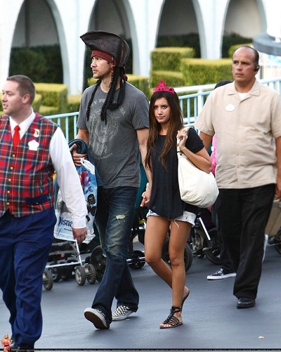 Ashley and Scott spend a day at Disneyland together in Anaheim - August 23 - Page 2 Ashley-ashley-tisdale-7852178-400-500