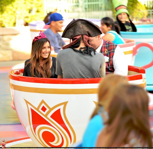 Ashley and Scott spend a day at Disneyland together in Anaheim - August 23 - Page 2 Ashley-ashley-tisdale-7852197-500-488
