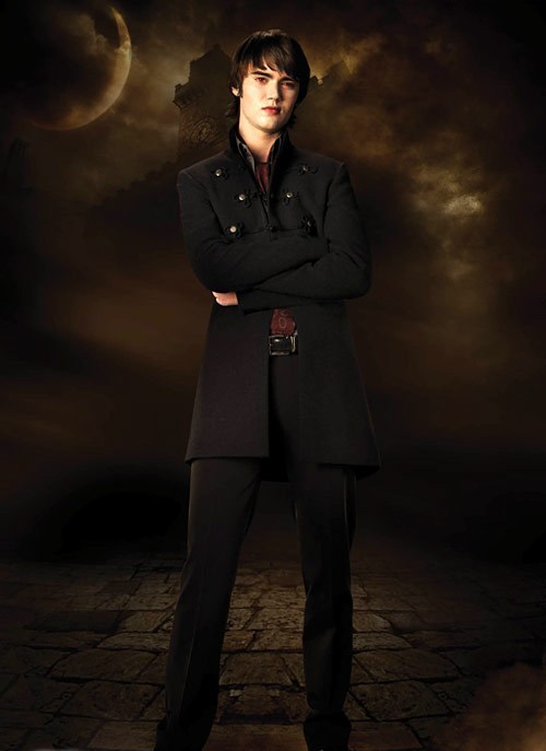 Relacione de Alec Volturi Nueva-Foto-Oficial-de-Alec-twilight-crepusculo-7887510-500-687