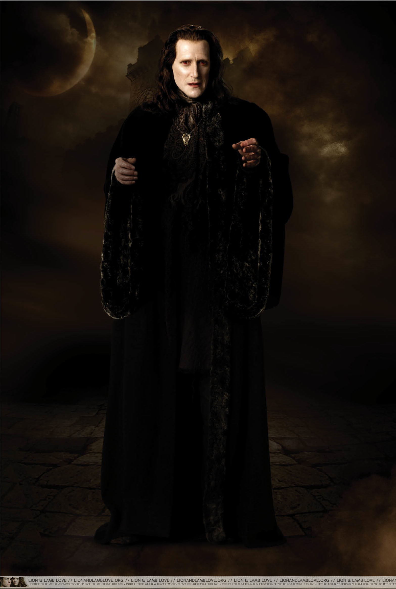Volturii Vampires HQ-marcus-volturi-twilight-series-7900442-1567-2328