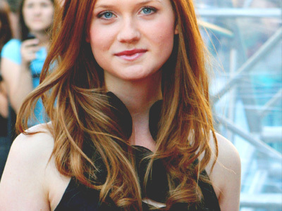 Character Profiles: Gryffindor - Page 2 Bonnie-Wright-harry-potter-8043076-400-300