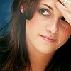 Mausenin Sağ Tuşunda ne Var..? Kristen-Stewart-kristen-stewart-8187899-100-100