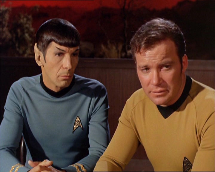 Vos amours - Page 6 Spock-Kirk-james-t-kirk-8158036-720-576