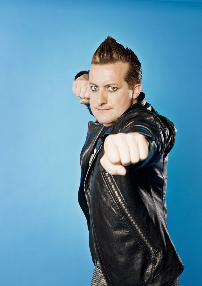 صور لفرقة الروك الخطيرررررره green day Tre-Cool-Photoshoot-green-day-8118895-699-989