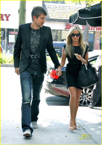 Ashley out and about in Los Angeles - September 19. 2009 Ashley-in-LA-ashley-tisdale-8235478-350-500