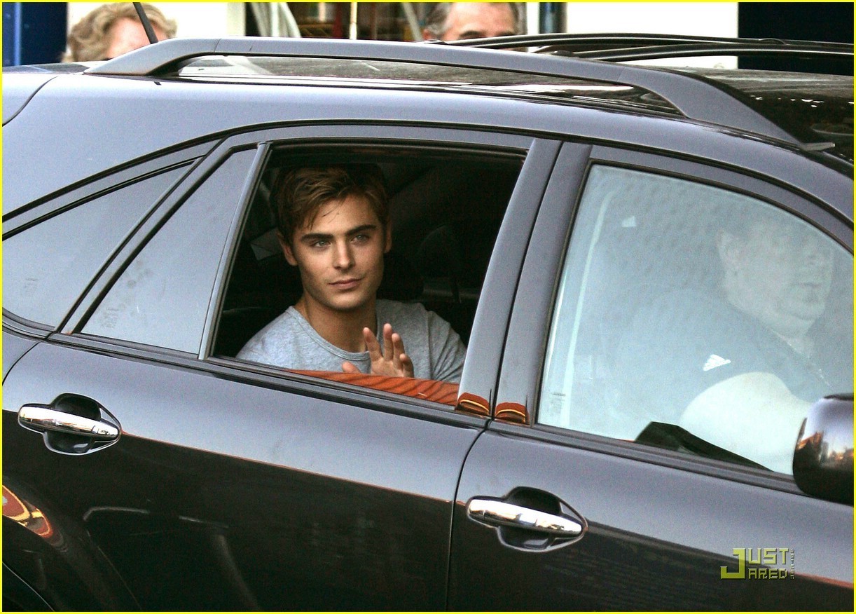 Zac Efron leaves The Death & Life of Charlie St. Zac-Efron-leaves-The-Death-Life-of-Charlie-St-Cloud-set-in-Vancouver-September-25th-zac-efron-8336070-1222-876