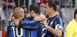 Inter, impresa da campioni! Decide il gran gol di Pandev 0LI48ELR--300x145