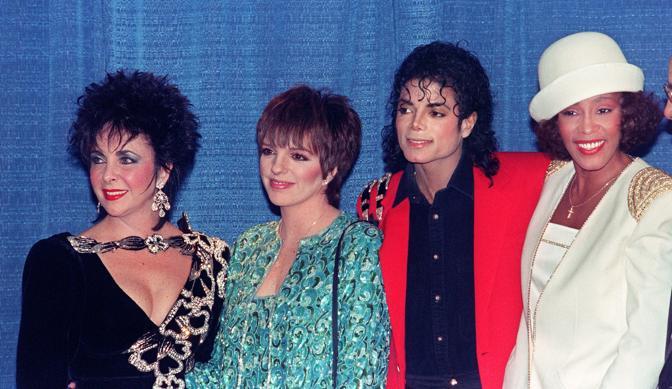  Liza Minnelli ricorda MJ, W. Houston ed E. Taylor  Houston_03_672-458_resize