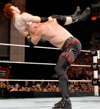 WWEsim: BattleZone - Episode 1 | April 13, 2012  - Page 3 Kane_chokeslam_sheamus