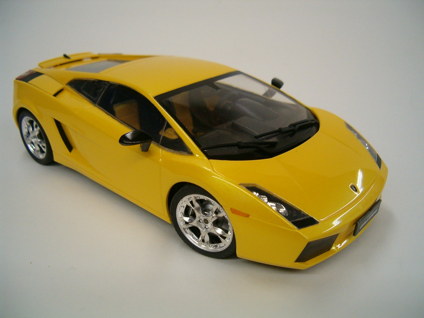 Ferrari Enzo 1/24 HPIM2547-vi