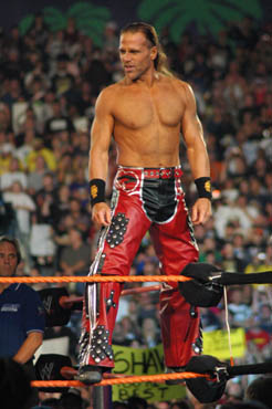 صور للاسطورة شون مايكل Shawn_Michaels_at_WrestleMania_XXIV