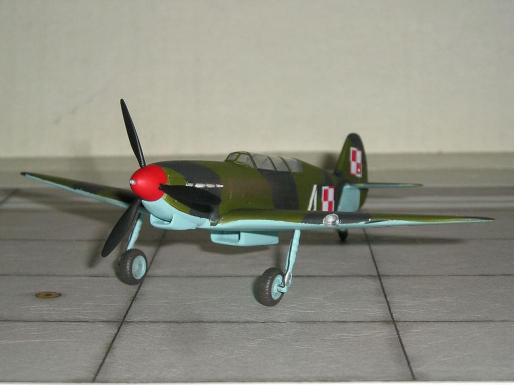 Yak-7 V - VAlom 1/72 F45a13eab7162c56