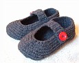 من ابداعات الكروشيه Crochetslippers1-th