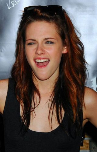 Kristen Stewart - Pagina 8 Kristen-kristen-stewart-14927122-319-500