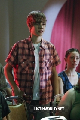 JB bei CSI xD bilder ♥ Television-Appearences-TV-Series-CSI-justin-bieber-15012108-266-400