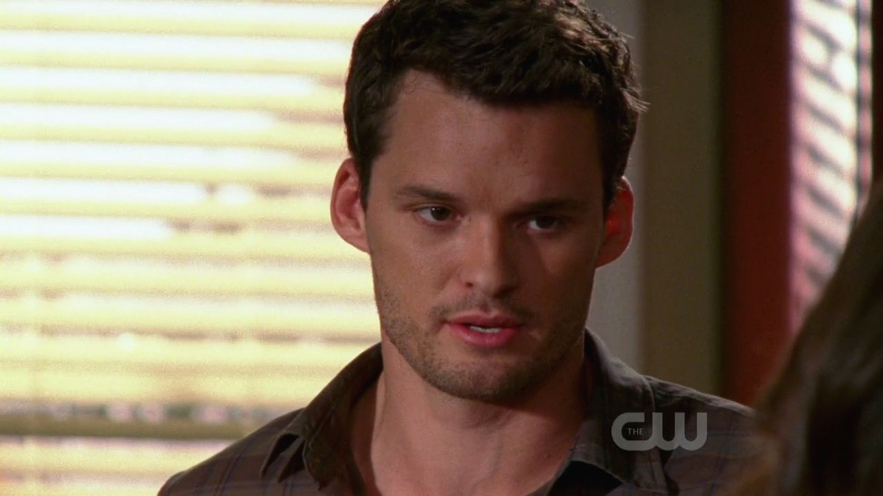 1X06 ---> As will be your life? - Página 2 Austin-Nichols-as-Julian-Baker-in-OTH-7x11-Screencap-austin-nichols-15222202-1280-720