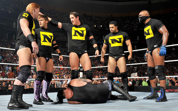 Noticias WWE Nexus-wwes-the-nexus-15237366-624-390