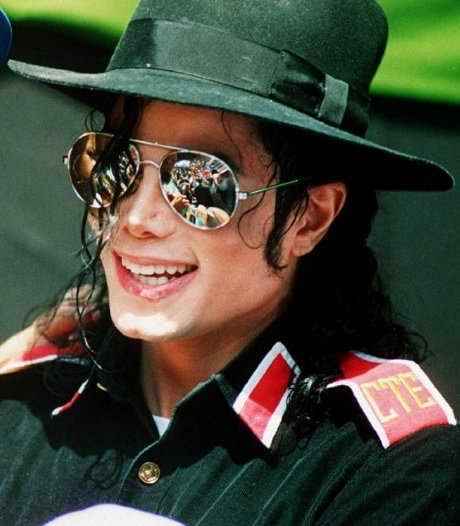 Sorrisos!!!!! Michael-smile-michael-jacksons-smile-15536470-460-526