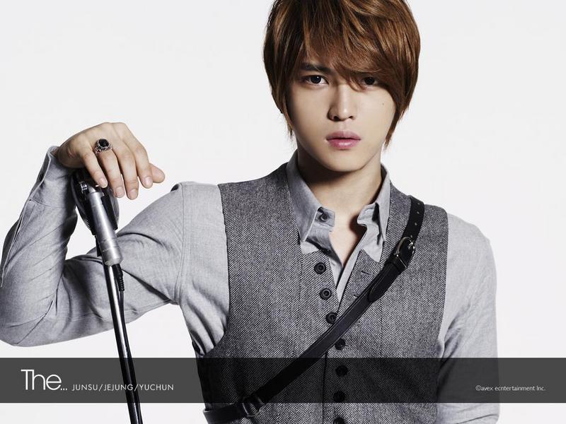 موسوعه من الصور فرقة TVXQ Jaejoong-2010-hero-jae-joong-16005427-800-600