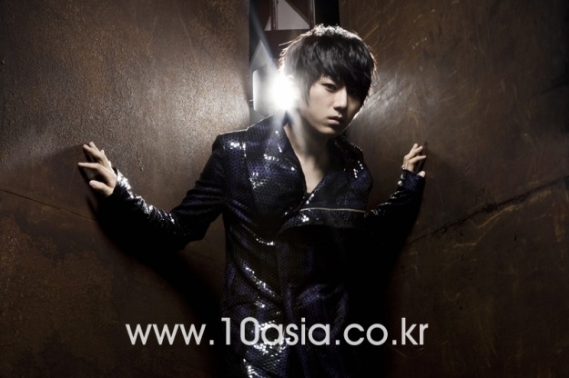 (¯`·.¸¸.- نآآد ـي فرقة B2ST -.¸¸.·´¯)  Hyunseung-beast-b2st-16034911-625-416