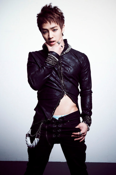 (¯`·.¸¸.- نآآد ـي فرقة B2ST -.¸¸.·´¯)  Kikwang-beast-b2st-16302865-480-720