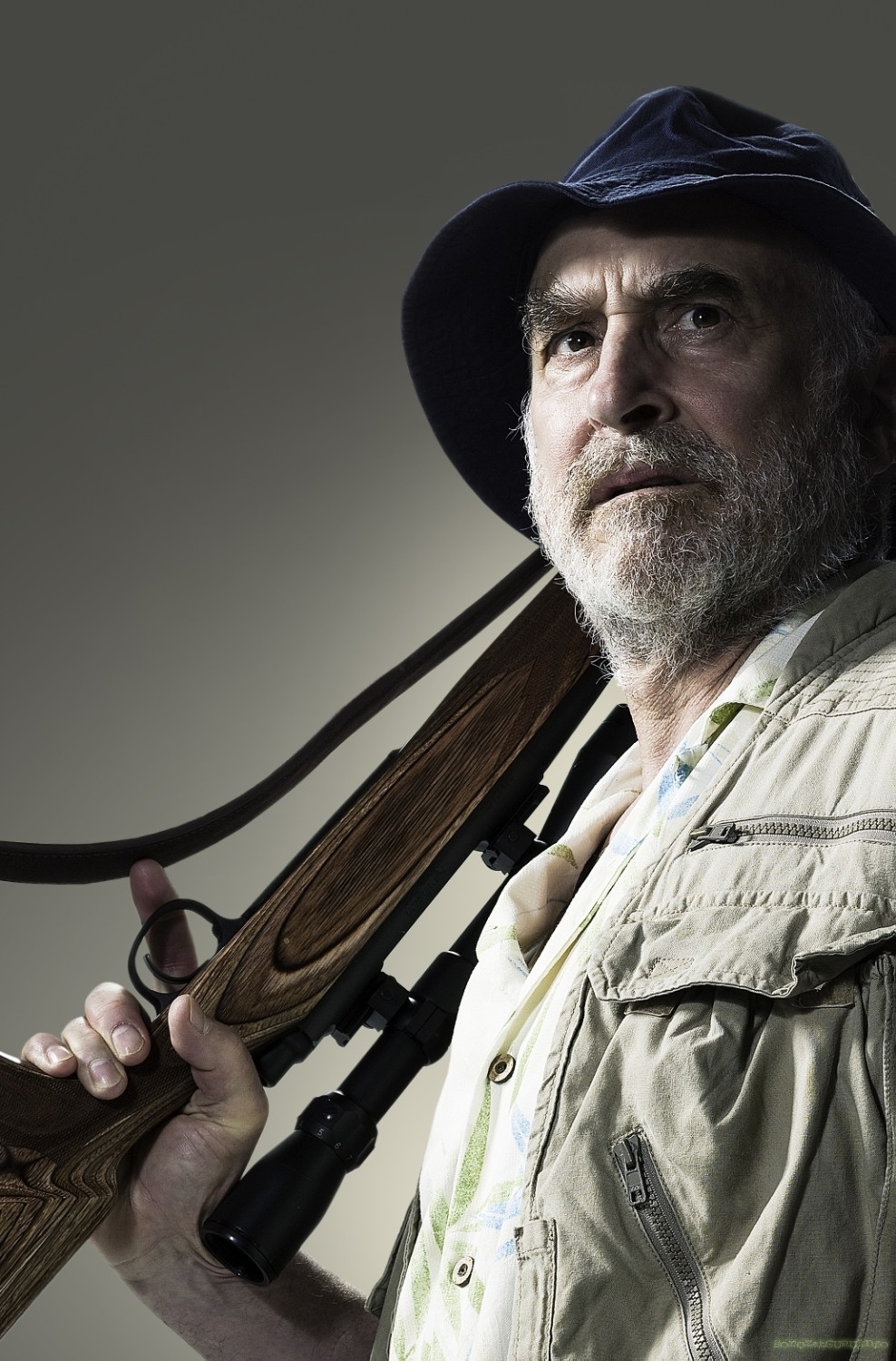 Favorite characters in books, comics, movies, video games, etc Jeffrey-DeMunn-as-Dale-the-walking-dead-16517689-988-1500