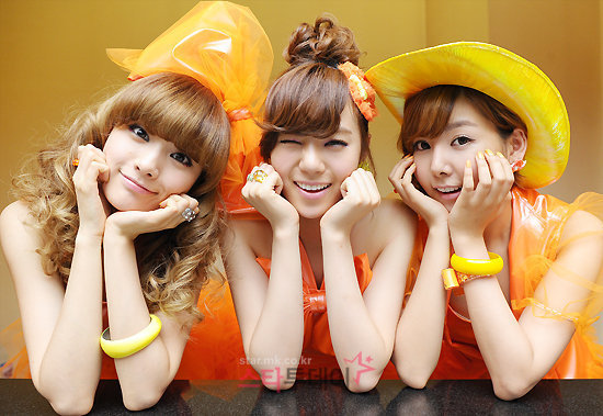 OяẠИğe ċẢṙαṂэŁ❤~fans club❤~ Orange-Caramel-orange-caramel-16627789-550-379