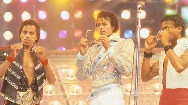 Victory Tour Brothers-the-jackson-5-16760336-633-353