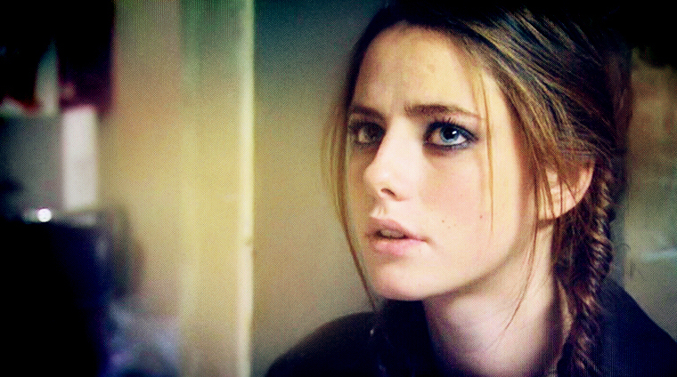 Niñas Mal 2.0  Effy-effy-stonem-17021784-760-424