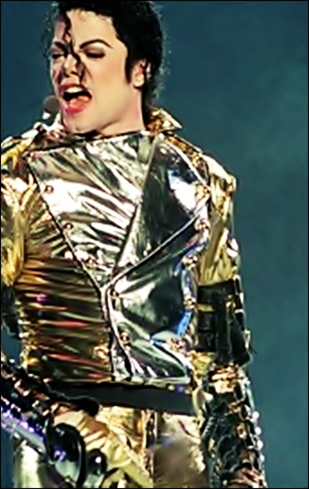 Foto do dia: Era History - Página 2 Michael-Jackson-History-history-era-17020134-628-993