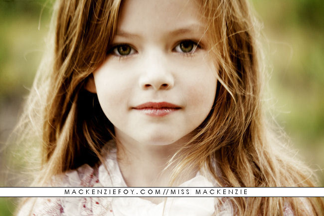 Mackenzie Foy [Renesmee] Renesmee-Cullen-jacob-black-and-renesmee-cullen-17044517-650-433