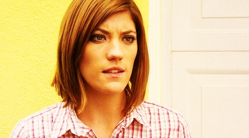 (F) Jennifer Carpenter ~ Drop Dead. Debra-Morgan-season-3-dexter-17616989-500-278